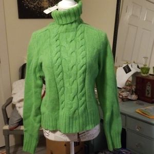 Womens Green Sweater NWT XL